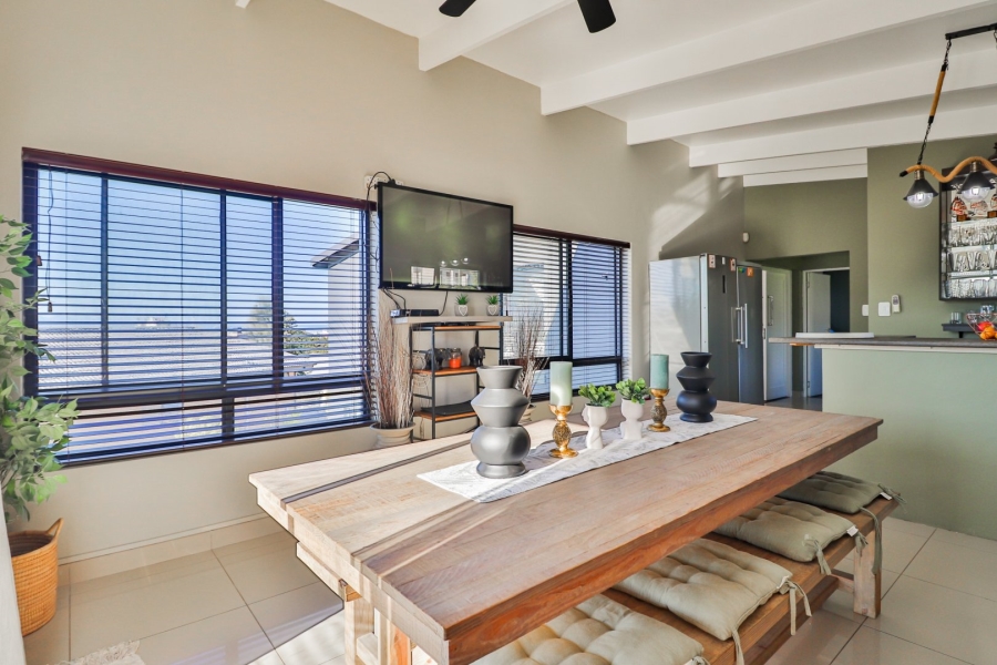 4 Bedroom Property for Sale in Island View Western Cape
